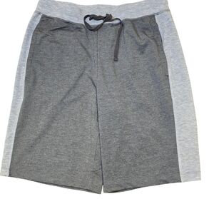 FABLETIC Men's Gray Athletic Shorts NWOT